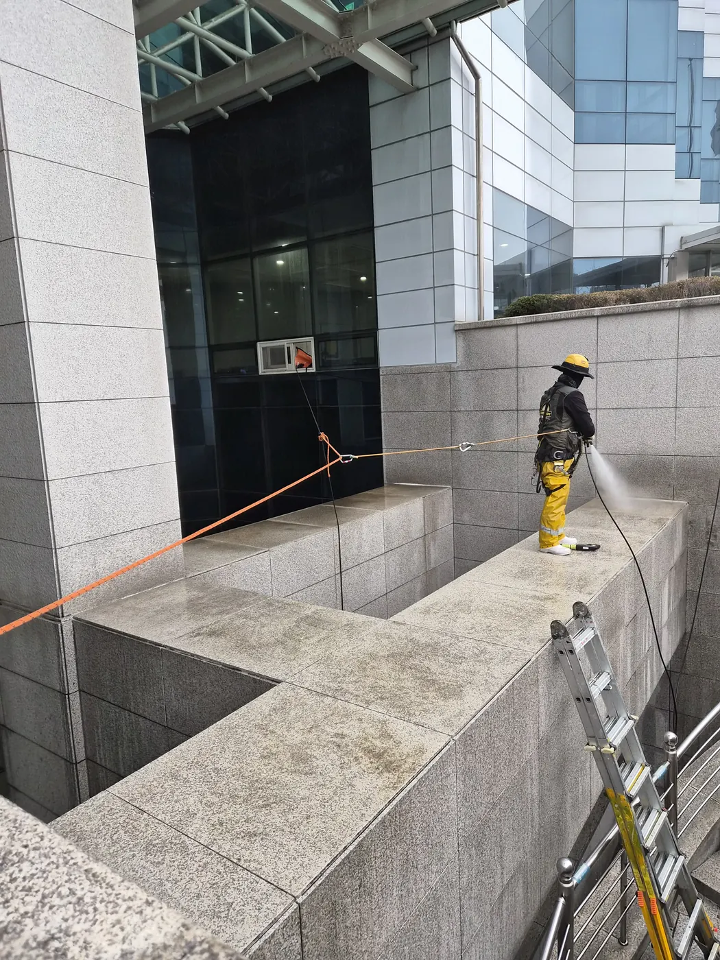 고압 세척 — 보은군 외벽청소 현장