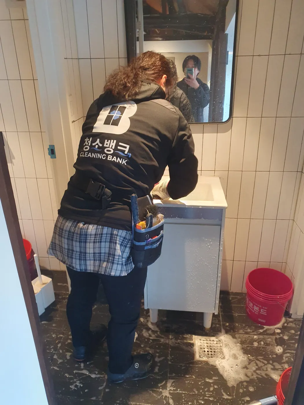 작업 진행 — 단양군 식당청소 현장