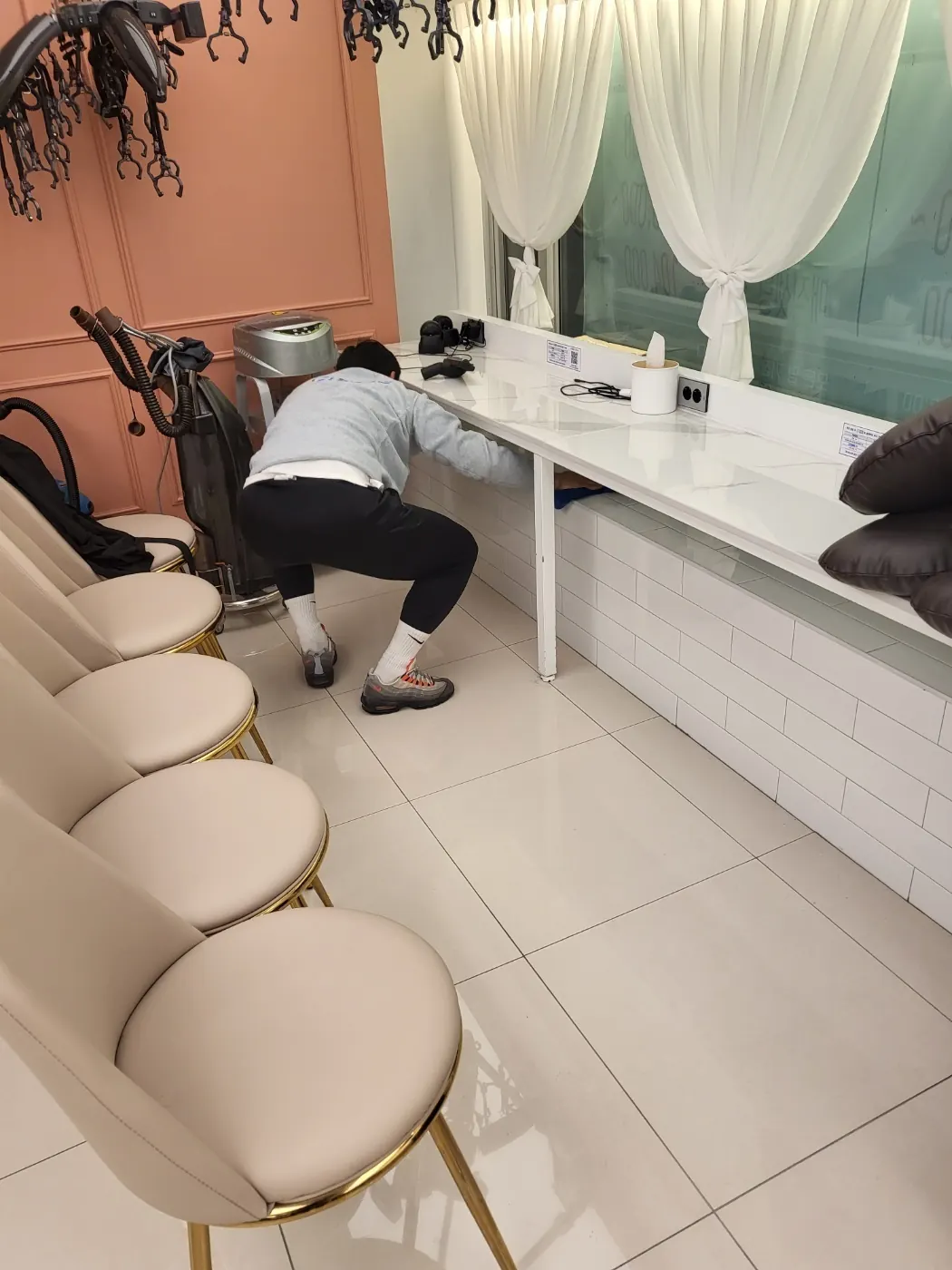 작업 진행 — 단양군 미용실청소 현장