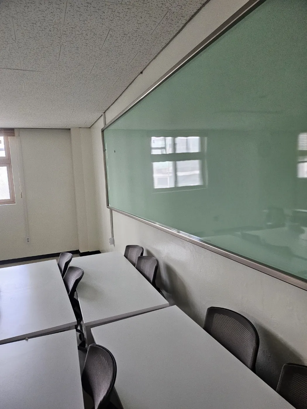 흑석동 학교청소 시공 현장 — 교실 마감