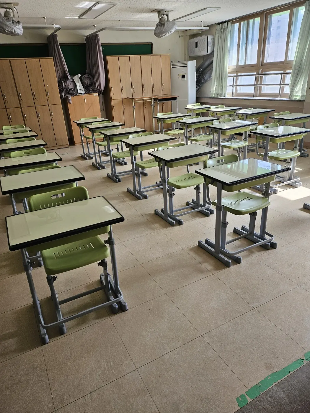 증평읍 학교청소 시공 현장 — 교실 정리