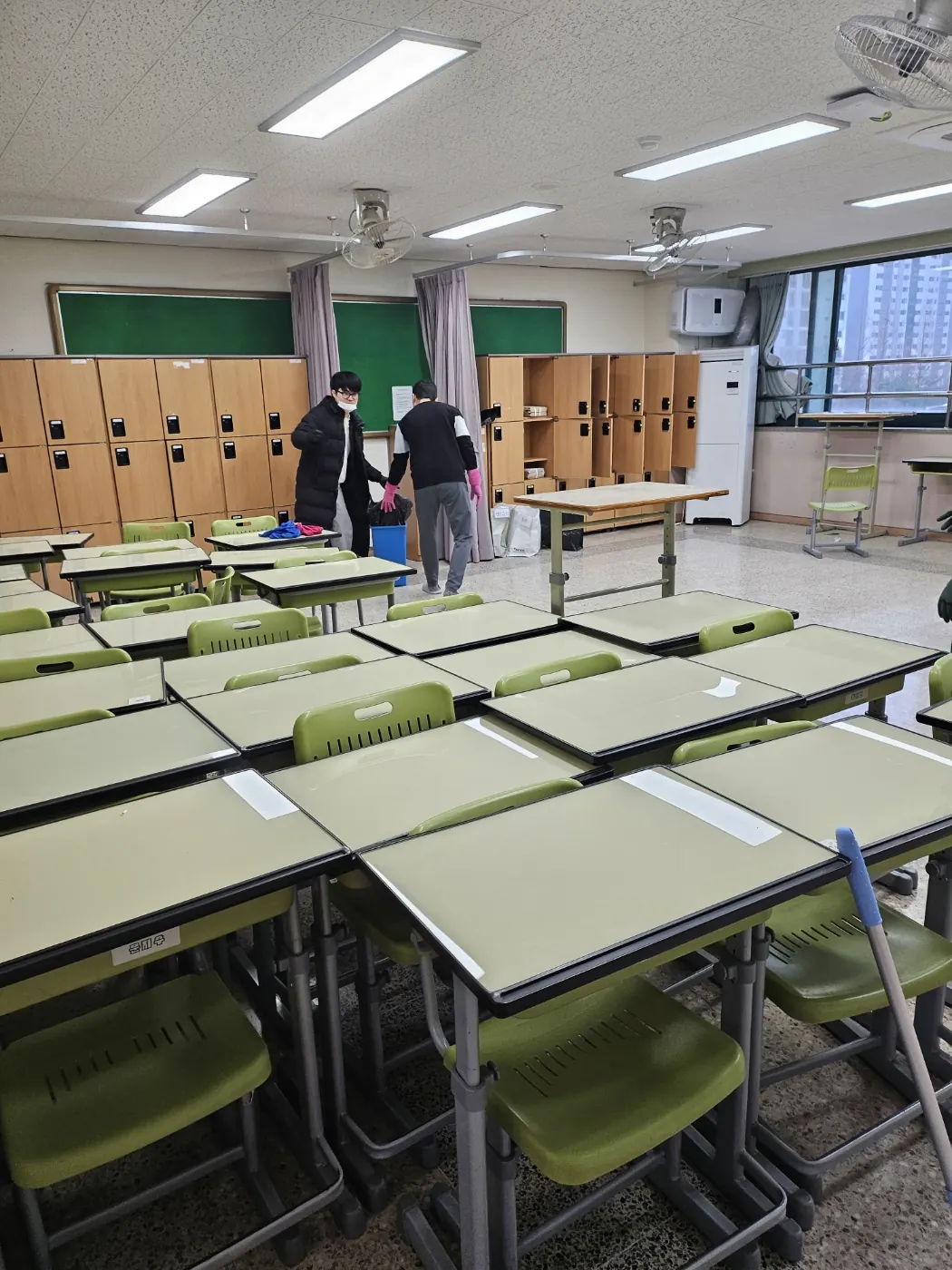 영춘면 학교청소 시공 현장 — 교실 마감